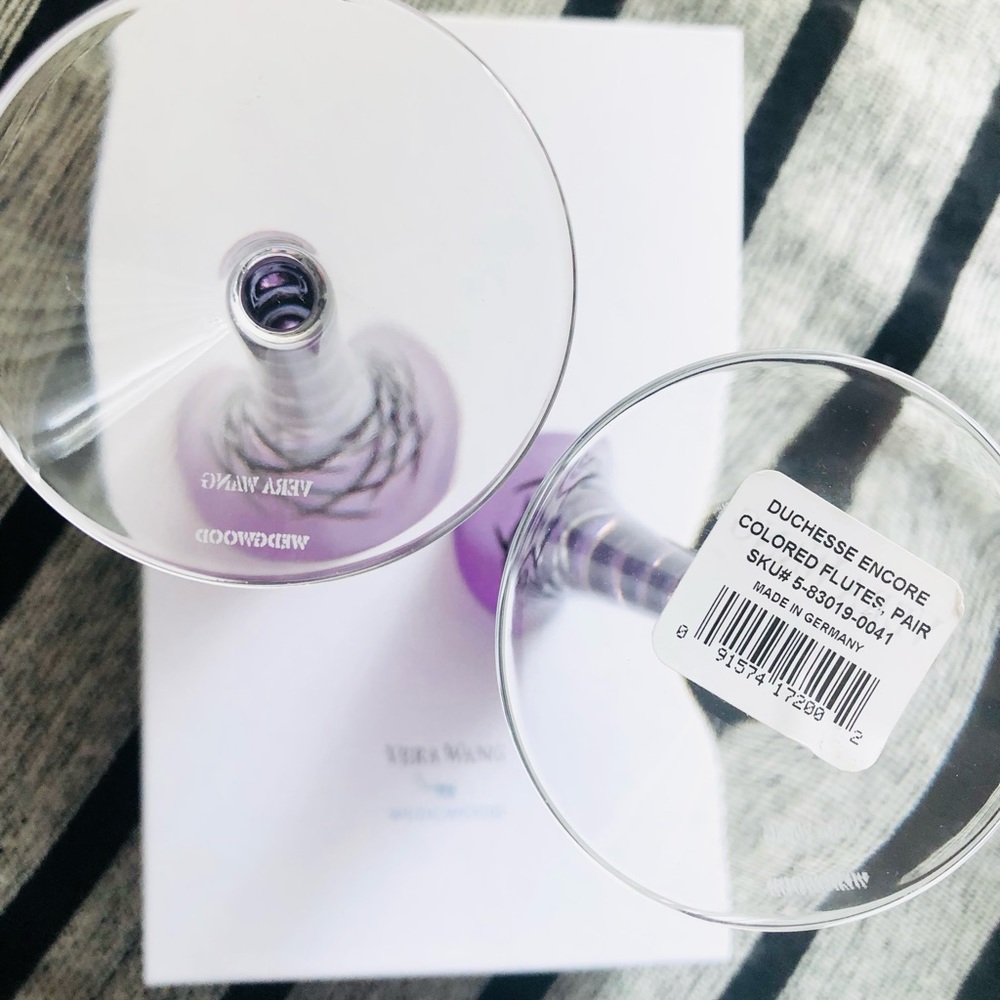 Vera Wang DUCHE88E ENCORE Lavender CHAMPAGNE Flute Pair *BRAND NEW* - Picture 9 of 16